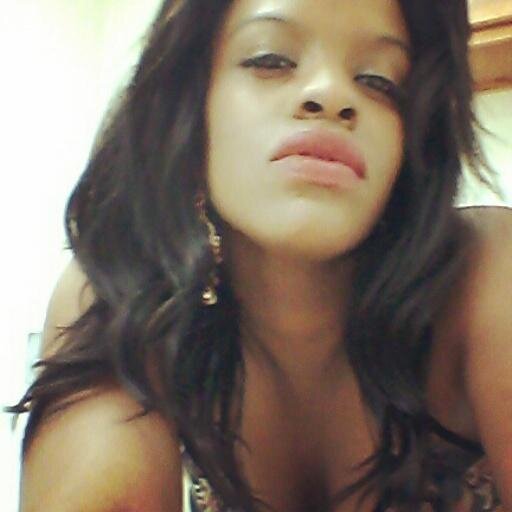 Poet, Writer, Singer... instagram @lyric.elle fb Elle Clark