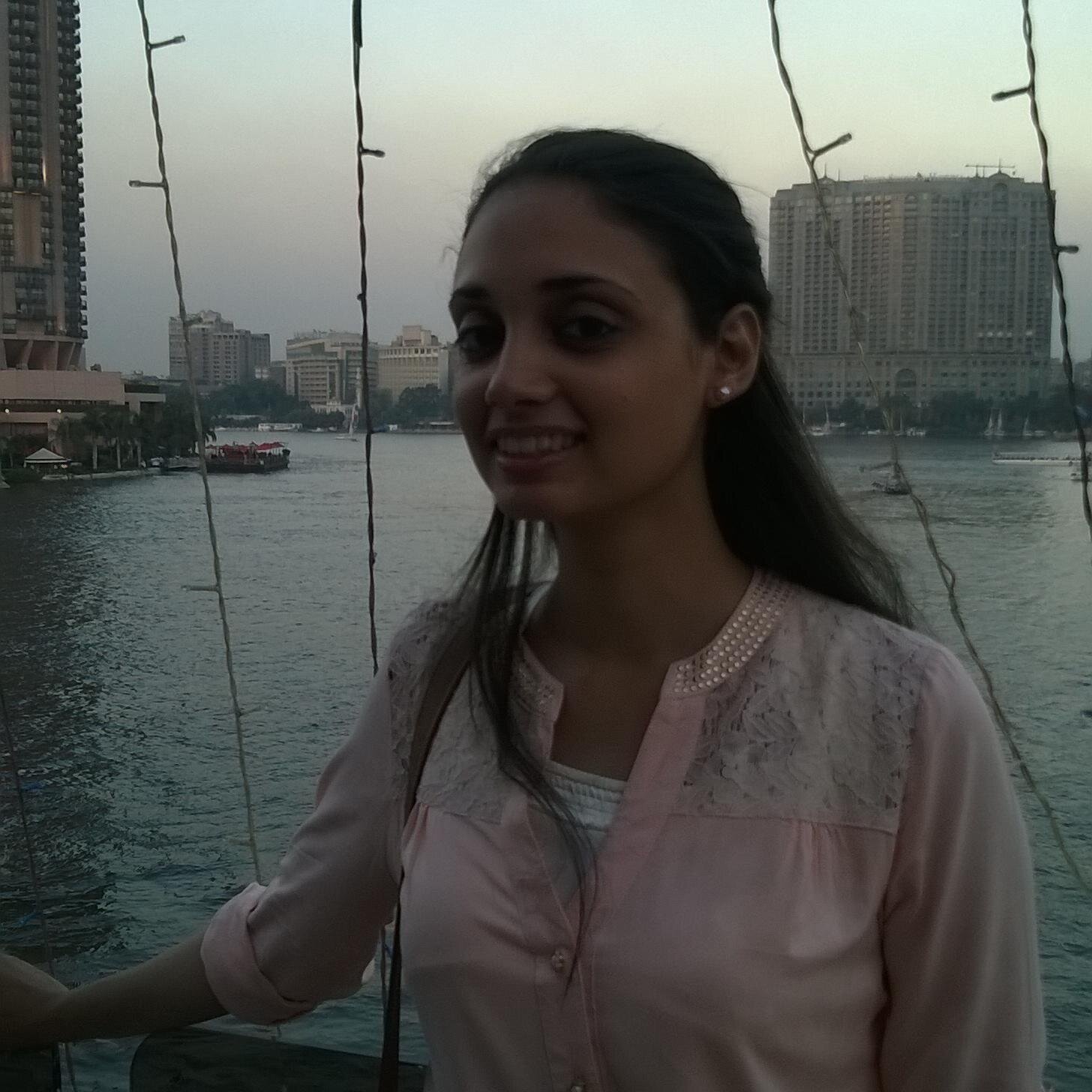 Passionate about technology and science, marketing, business, writing, drawing and reading .. Specially excited about learning and teaching new technologies