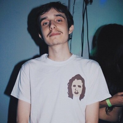 @PouyalilPou Im dping shoutouts when i gain more followers