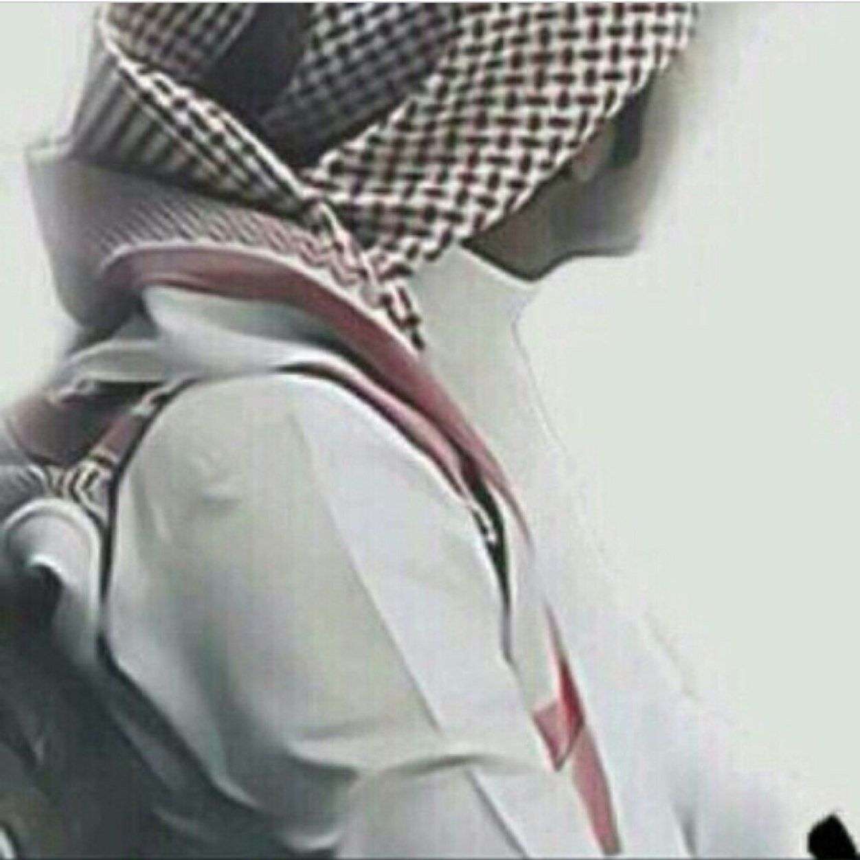 #' القاعده الربانية في الاخلاق الاجتماعية هي - ادفع بالتي هي أحسن ليست المعاملة بالمثل كما يقول البعض..مبارك عليكم آلشهر

7D523960
