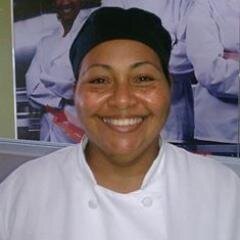 Chef empresaria, apicultora y agricultora, al momento me dedico a la siembra de parchas, elaboración de productos derivados de la parcha y a proteger las abejas