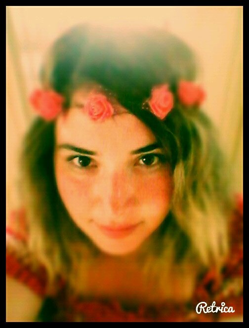 Hi. I Love ; Book, Chocolate, Music, World, Friends, Family, Love, Sleep, Movies, Summer ... ♪♫♪♫