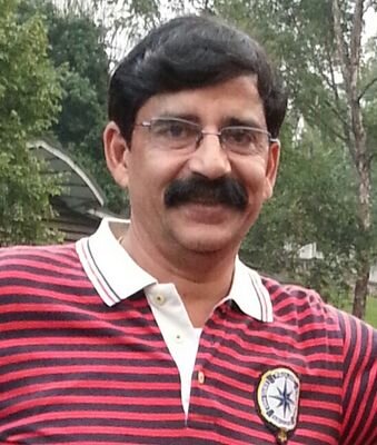 i love to travel,do social work,enjoy every moment of life,kya pata kal hum rahe na rahe...god gave life to enjoy