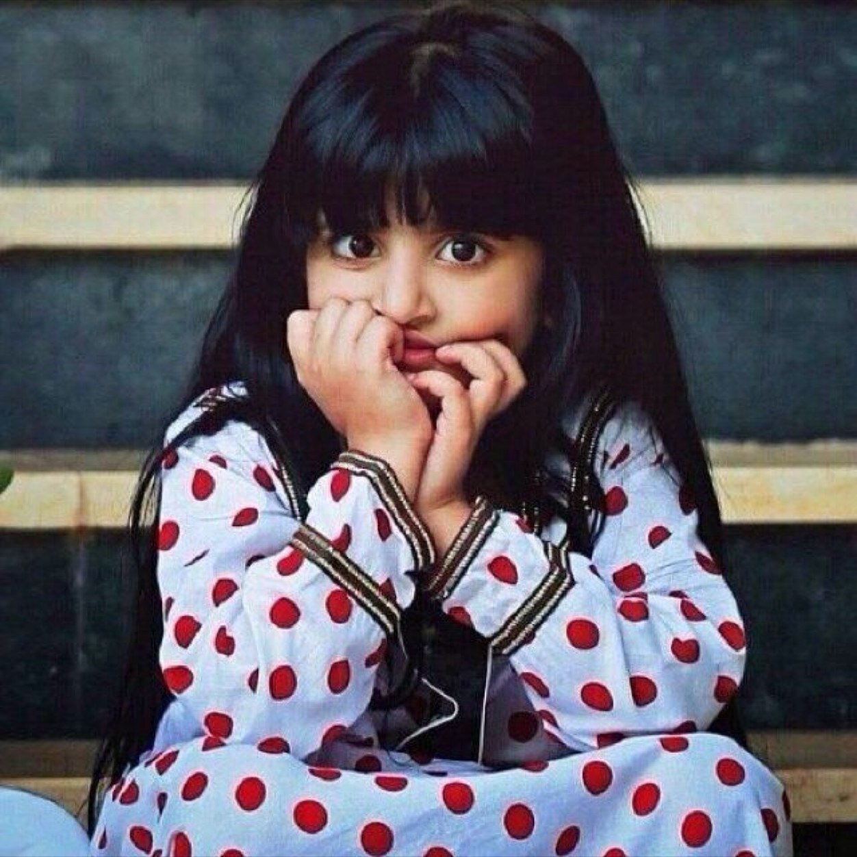 ضيفوني في الانستا SALHAALMARRI_ متذوقه للشعر