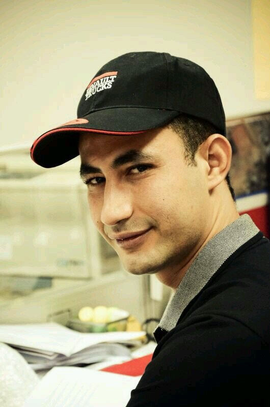كاتب