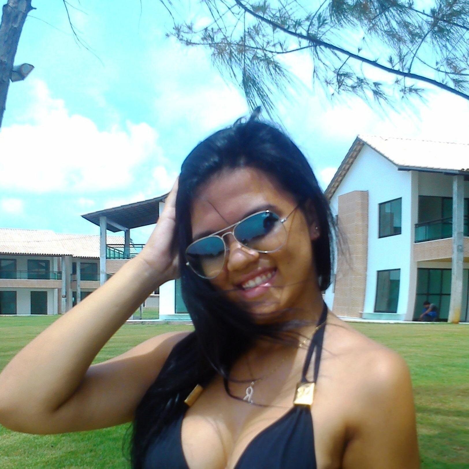 Instagram: @robertaestevam1