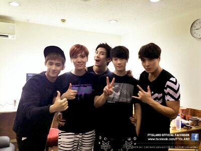 나는 Primadonna입니다★ Blackjack♠ 
╰☆╮ɞOneOkRock♪☠ ●ω●
Taka × Honggi ɞ
The baddest female CŁ♩