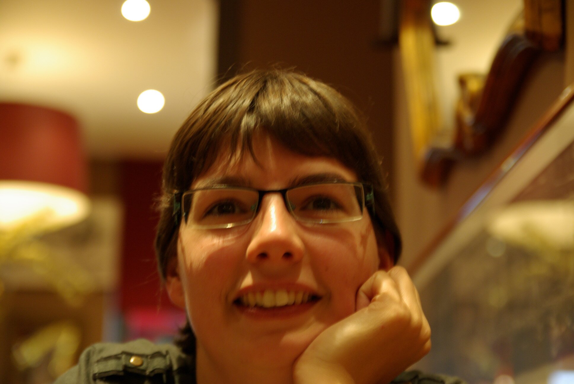 Mira_Haikus's profile picture. Un haïku par jour. Écrivain, poète,j'écris, je couds, je peins. J'aime les mots, les livres, les couleurs, la beauté.