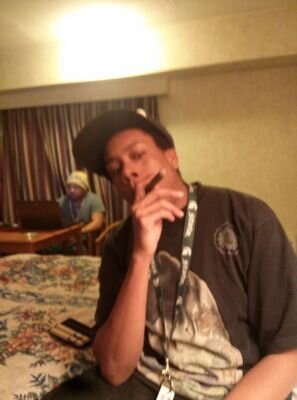 follow me on fb. and on ig @D_YUNGIN5