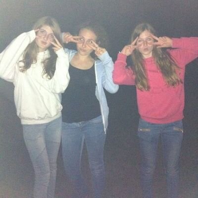 HVC ♡ 3H3 ♡ synchroonvzwemmen ♡ ZPCH ♡ 13 jaartjes ♡ be yourself everyone else is already taken ♡