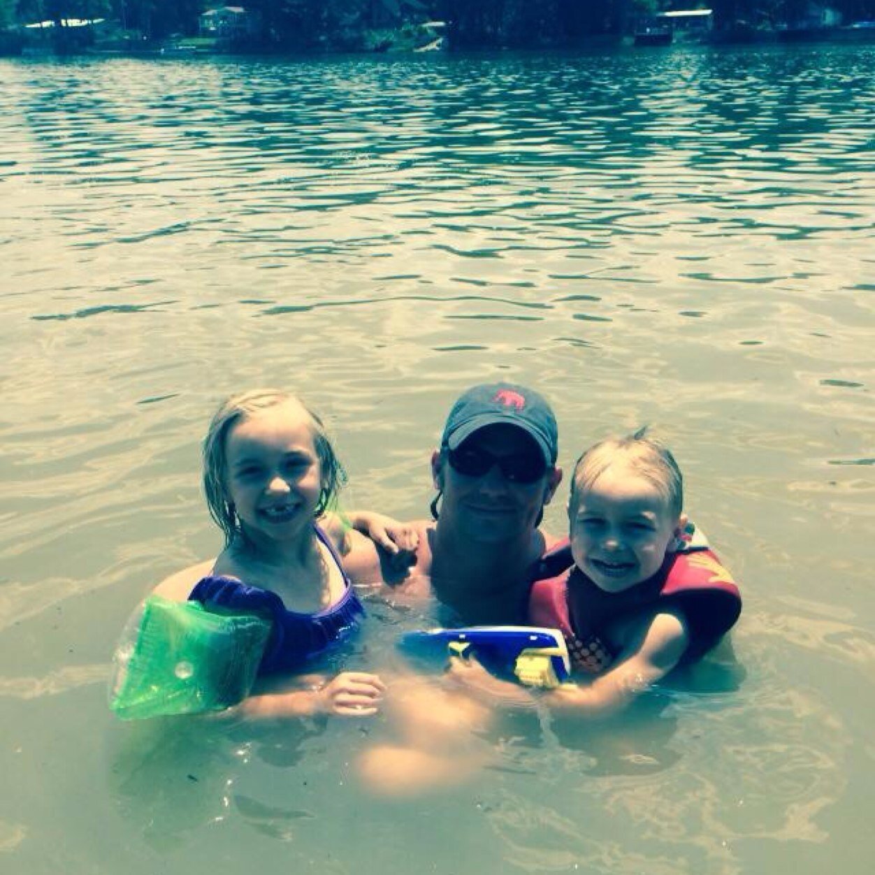 I am married to my beautiful wife Stephanie and we have 2 children Camren and Carson Love to spend time w/ family and friends love UA football and Bass fishing!