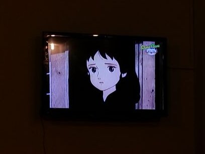 ‏‏‏رسمتُ من الأطلال وجهِ إمرأه
لأن وجهى القديم تأكل بفعل الغياب
فبتُ أتخفى وراء ملامحاً لم تعد تُشبهني ..!