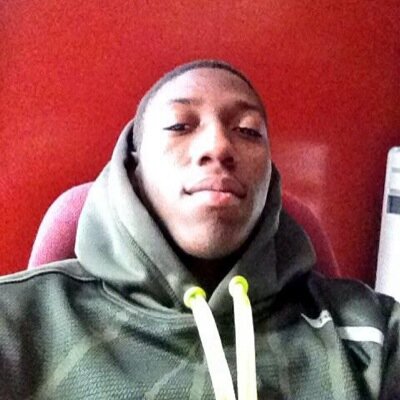 Newest Savage on the block. Always salty. Fuck ya thrist trap bish. HMU with that booty pic an maybe we can be friends.
#Blacktwitter Hoe