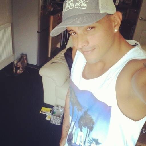 kcjames_music's profile picture. kc james.. cantautor,coregrafo!! miembro de la agrupacion @impulse_ve  facebook https://t.co/V00yoqgI6j dedicado 100% a su musica,y a la vida!