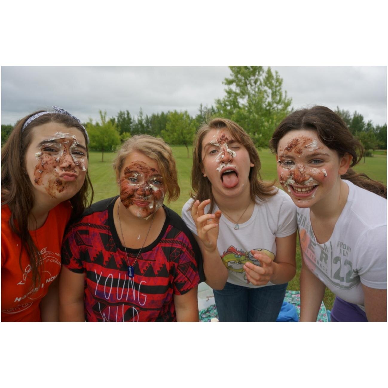 cosmicfusion4's profile picture. We are four girls who love to sing and spend time together! Jayna, Laura, Christina, and Lauren :) https://t.co/Sac9HTOCYy