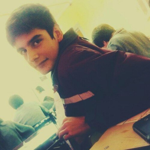 Amante y conocedor del fútbol, no soy bueno jugándolo pero me gusta verlo. 16 años, de Temuco.