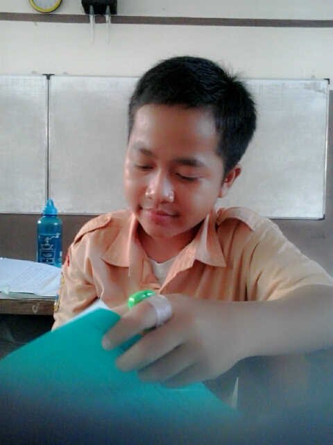 Tabah_ITB's profile picture. One and Only you Raras Pramudhita :* :* :* ({})