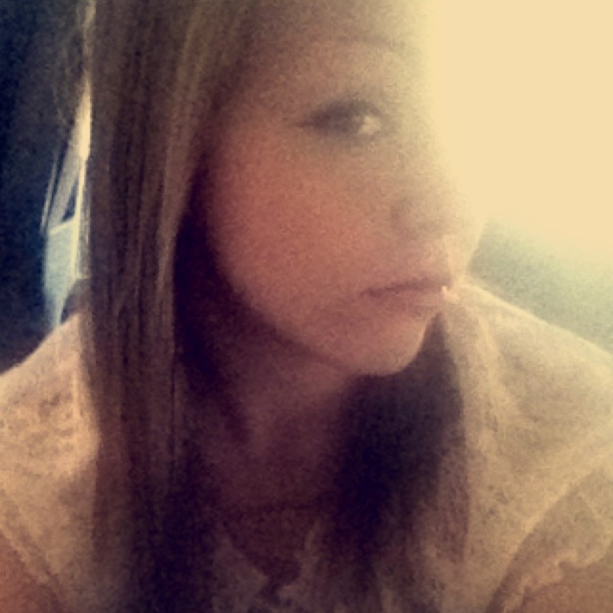 kittypurry0141's profile picture. Reasons u should date me: 1) noone will try and take me from you 2) sometimes I'm funny