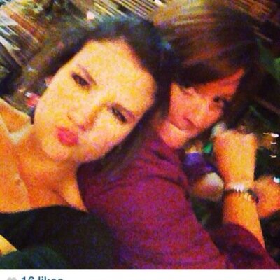 yourothermama's profile picture. 