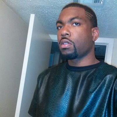 214CWILL's profile picture. i don't rap I spit my life