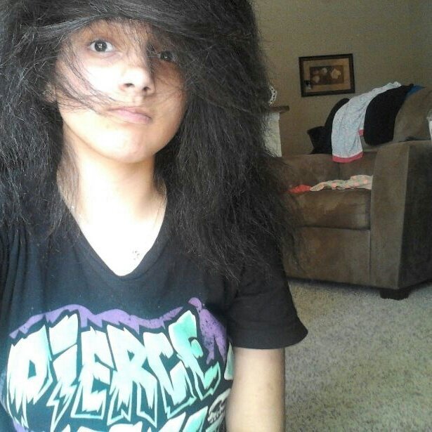 Xo_Frnkie's profile picture. My parents think My Chemical Romance is Mostly about porn because  of the non stop moaning..... Anyways Frank iero Thanks for everything