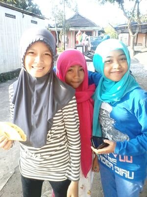 amaliavia15's profile picture. 