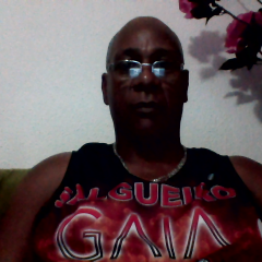 paulovianna1957's profile picture. Reddio