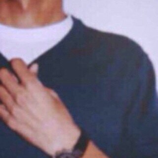 Inst: k_alzhrany
kik: k_alzhrany_
حياتنا حلوة لما تكون أرواحنا وسيعة لما
 نعيش مع الناس برضا و سلام لما نعطي
 بحب، ونظن خير و نتفاءل - و ننسى .