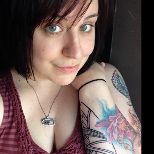 Supporter of crazy ideas.
British culture enthusiast.
Nerdgirl extreme.
Proud member of many fandoms. 
Animal lover.  Mom. 
Working toward something greater.