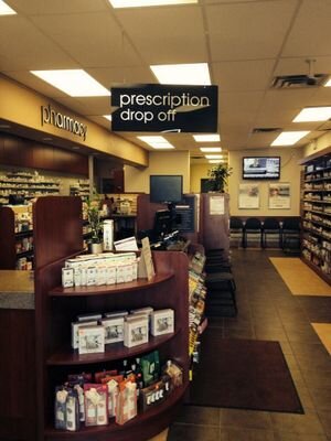 Great service, privacy, convenience & personalized care. Flu shots, organization of your medications & more. In the Dixie Plaza (CIBC/Rogers) Ph. 905-460-0330