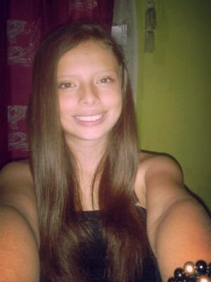 Hola soy Genesis Jimenez. Soy 1000% Costarricense. Facebook Gene JC