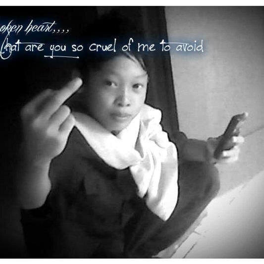 pe9011's profile picture. Lho asiik gue santai Lho usik gue bantai