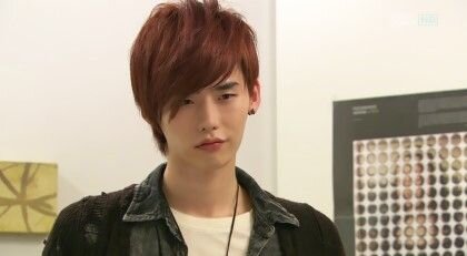 secretssun_'s profile picture. [Parody Account]SBS시크릿가든 종영드라마/한태선(이종석 役)패러디계정/23세/직업:천재음악가/ 난 똑바로 서있는데 세상이 삐뚠거야/싱크상:무뚝뚝함/애칭:아줌마/관련된 패계 맞팔/원조(O),중복(X),