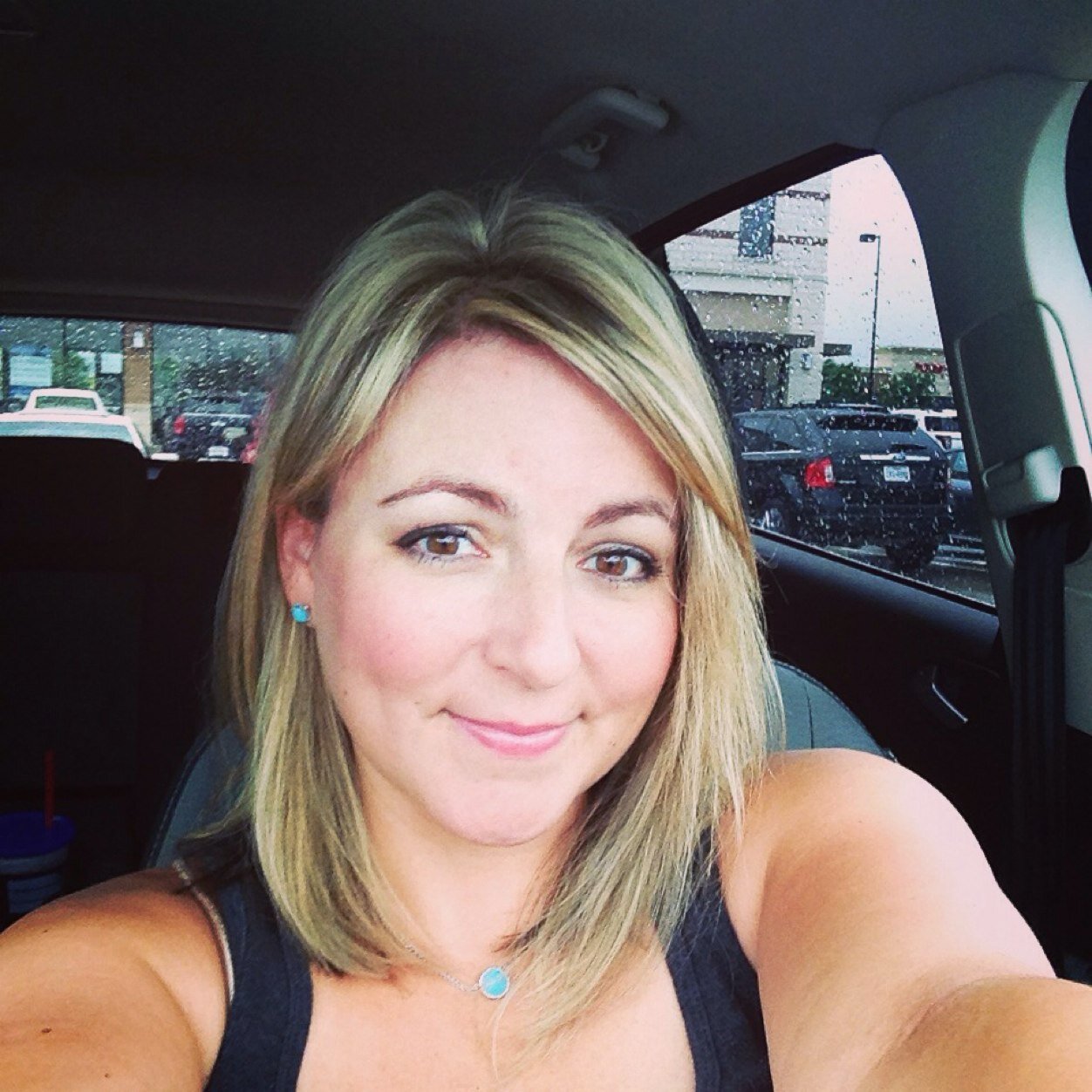 FleurDeLove97's profile picture. Dallas girl that married a Louisiana boy, loving food, drinks and life! Choosing Joy everyday!