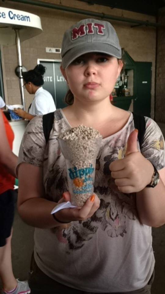 white_shoelaces's profile picture. human.