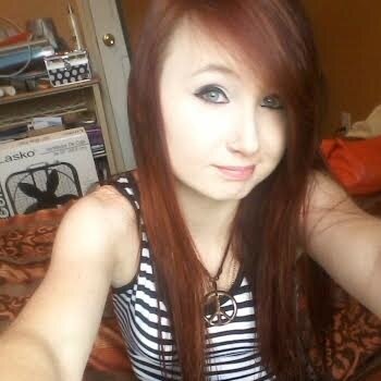 JessiferrOkie's profile picture. I are Jessiferr Okie McSmokey!! i am a HUGE music addict and i heart concertz and hangin wif my buddies:) and lets not forget.. im wicked AWESOME!!!