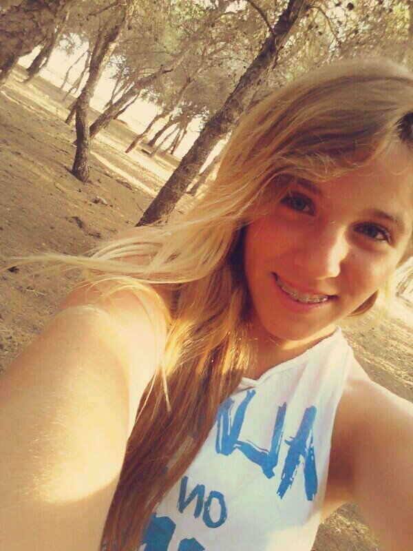 La her de todas las hermanas , Futbol = MI PASION
