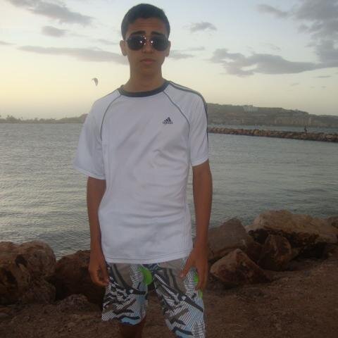 Solo ella me hace sentir ese cosquilleo en el estomago*-* G.B.D.R♥ el amor de mi vida :$