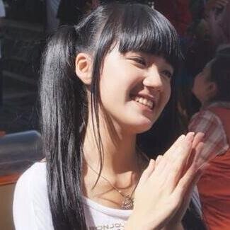 We are #CindyVers always support @Cindygulla0 & @officialJKT48 | #CVSC #HalaCigull | Admin: #kei #khi #im #minDS | http://t.co/AcRRLiobvD | Since: May, 2nd 2013