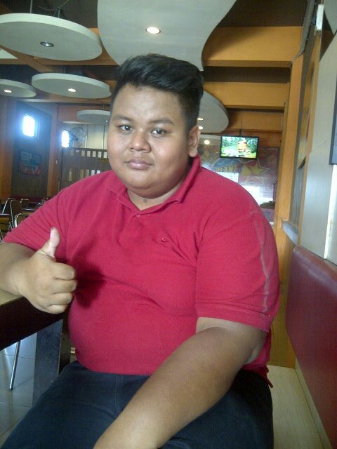 Muh hendri k| 25 februari 1996| sma n 1 wonosari XII ips 2| tegalduwur rt 03\01 wadunggetas wonosari klaten