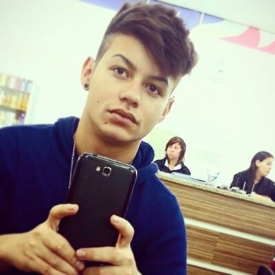 Somos tão jovens...