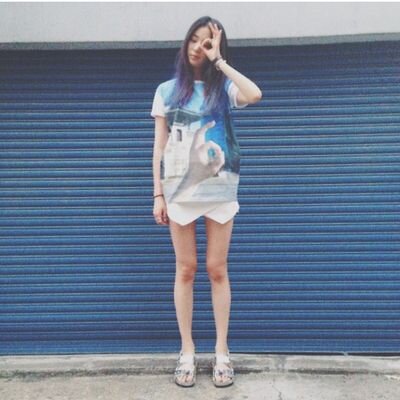 model with a huge heart and cramped closet
