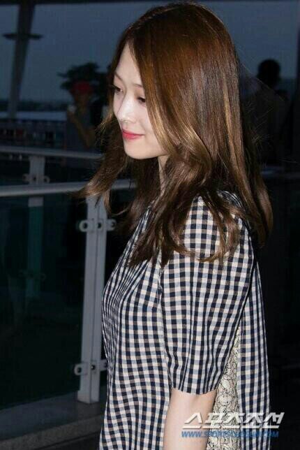 hii! fx's visual here~ pwety since 1994