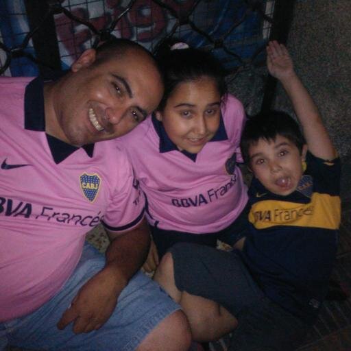 Traficante de ilusiones se que soy distinto a todos igual a mucha gente !!! Donde los demonios me lleven y los angeles me dejen llegar... y nunca digas nunca.