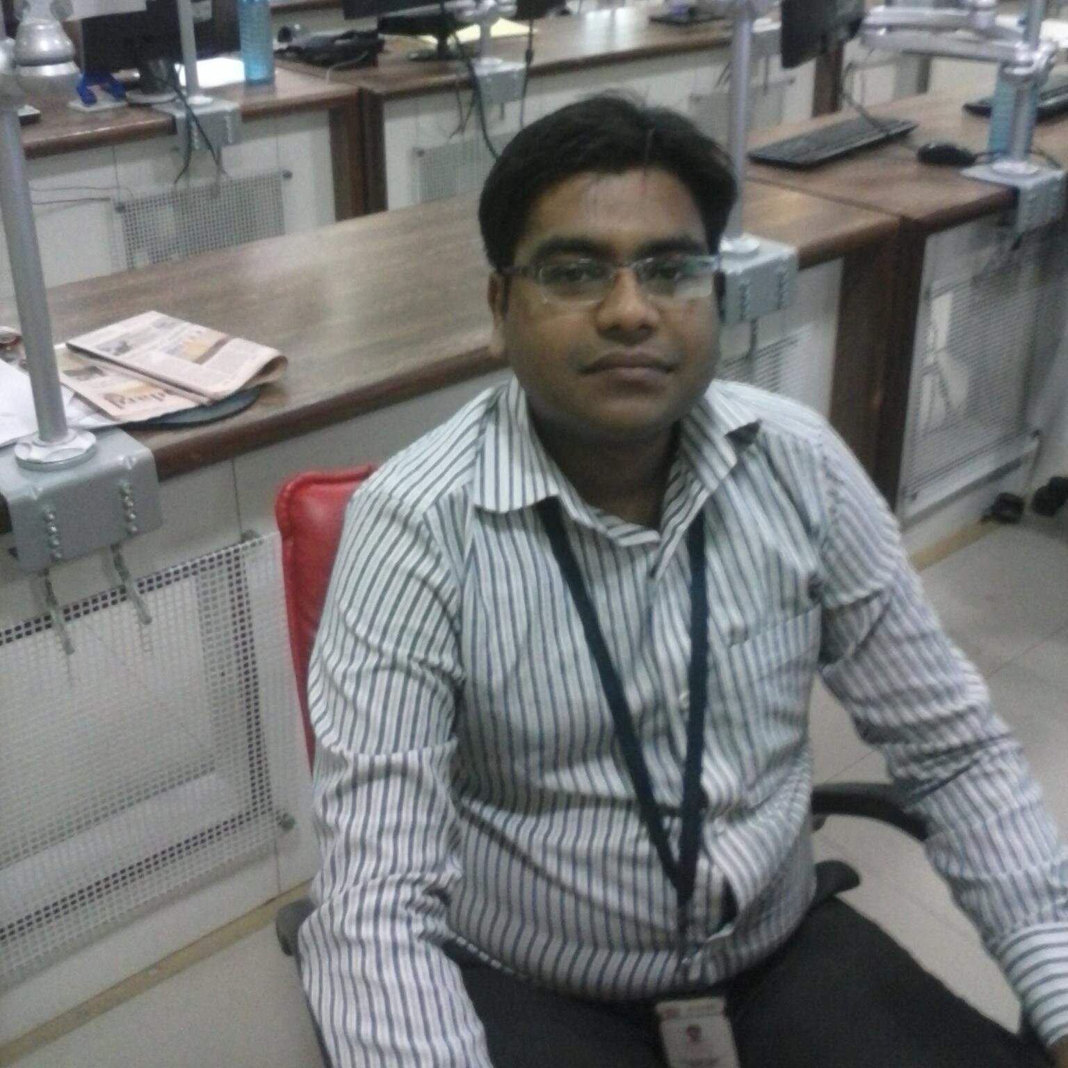 Postgraduated from Lal Bahadur Shastri Institute , diploma in finance. I have worked in various capacities in Dynamic Group.
