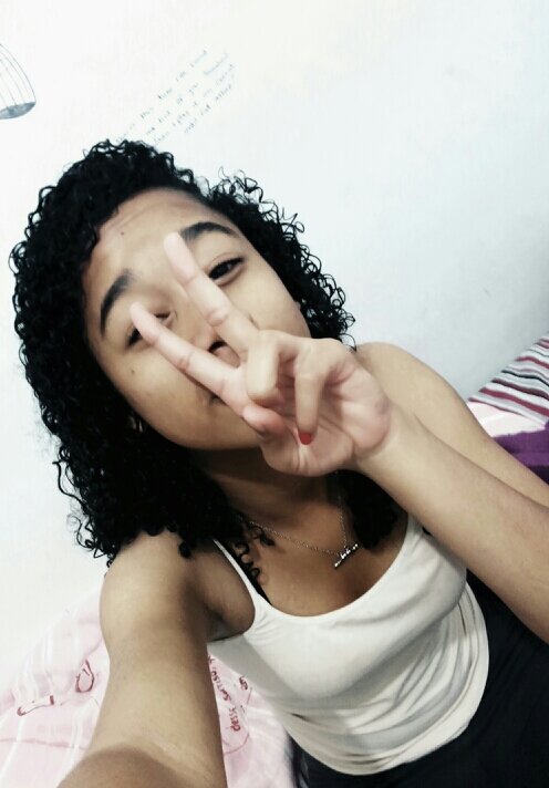 15 years! rir, comer e dormir flw @arcticmonkeys ♡