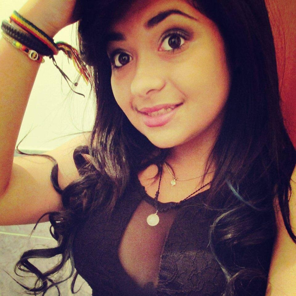 Yas_fichier's profile picture. Be happy .