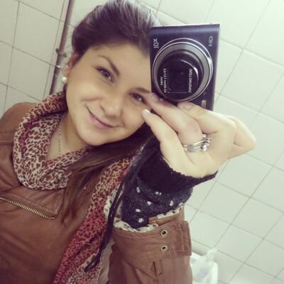 Estudiante | 21 Otoños ♡ | Mamá de Antonella ♥ | Futura Educadora | Amante de la vida y naturaleza | Vive el día como si fuese el último (: | Concepción