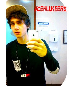 One of people who love you • @kevinlukeee  ”But you perfect to me”                         Was created August,8 2012                      Lukeers ♥ Directioners