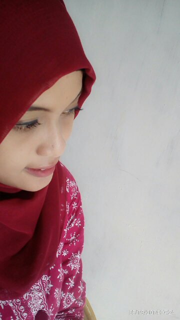 ♥Alloh ♥Muhammad ♥mom&dad ♥zakariya akni follow IG @vinakni
